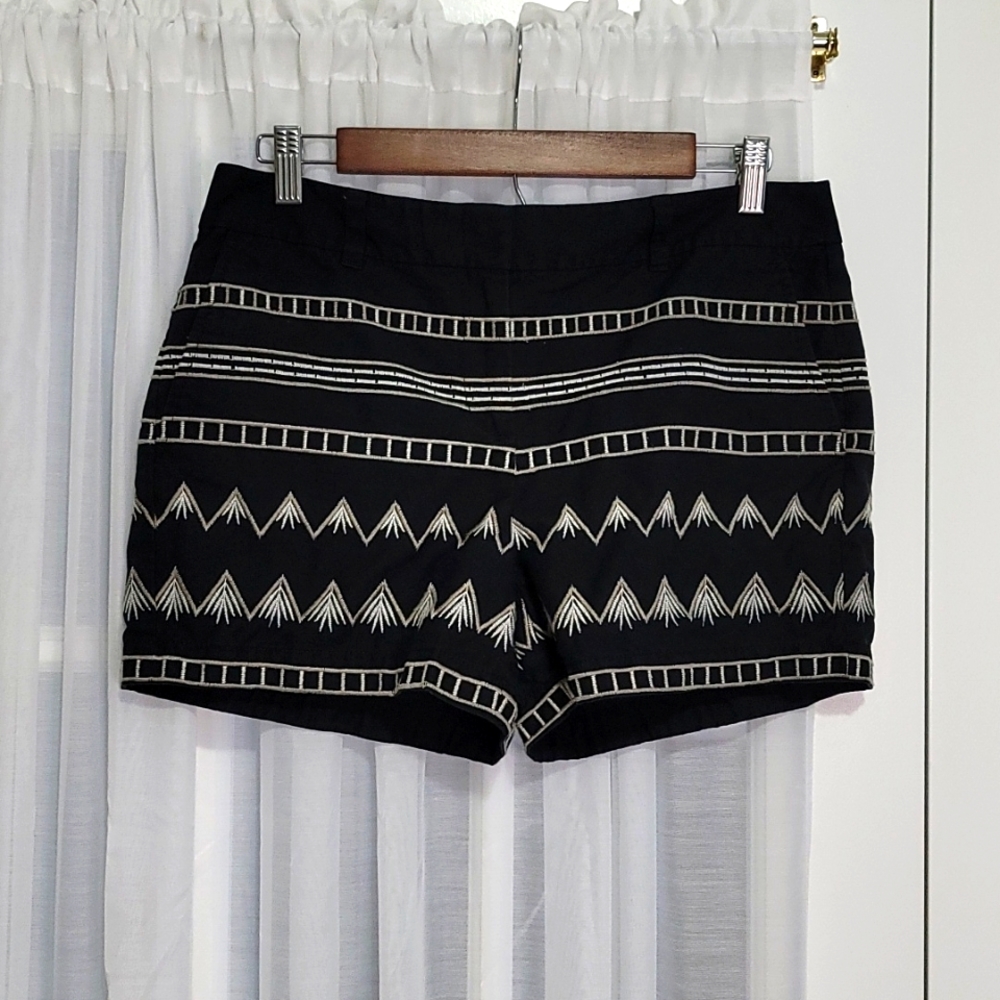 Ann Taylor Loft Women's Multi-Color Embroidered shorts